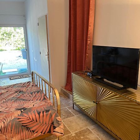Villa Chaton LʼIsle-sur-la-Sorgue Zewnętrze zdjęcie