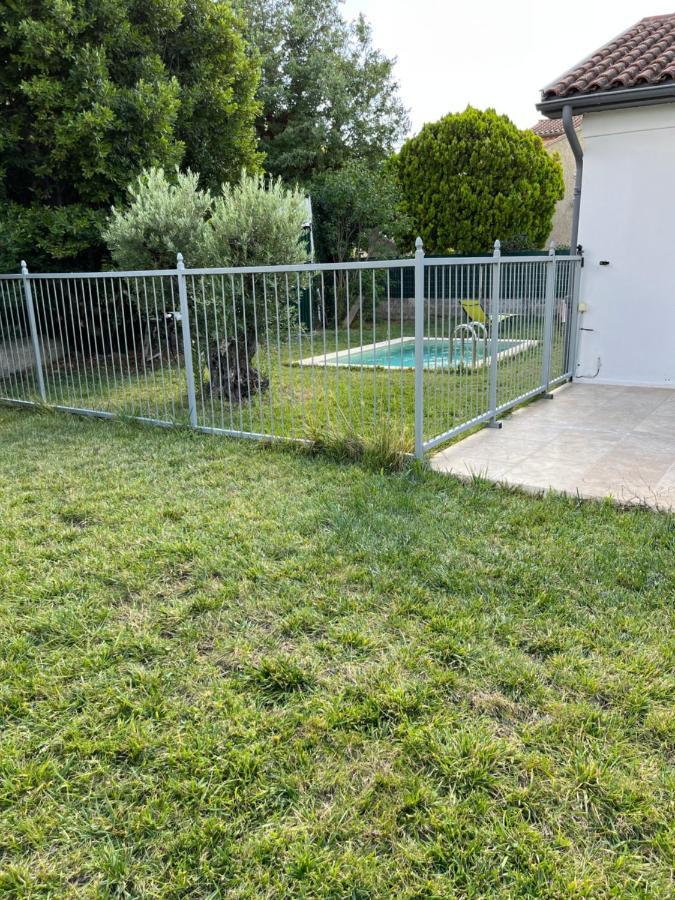 Villa Chaton LʼIsle-sur-la-Sorgue Zewnętrze zdjęcie